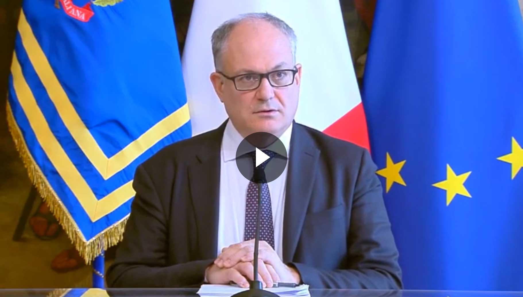 Il ministro dell’Economia e delle Finanze, Roberto Gualtieri, illustra il “Decreto marzo”